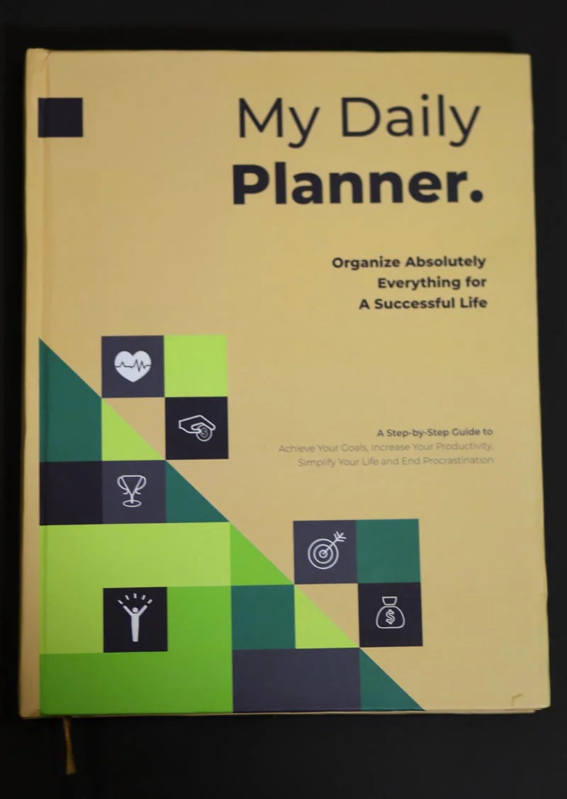 My Daily Planner: Organize Absolutely Everything for A Successful Life - Image 3